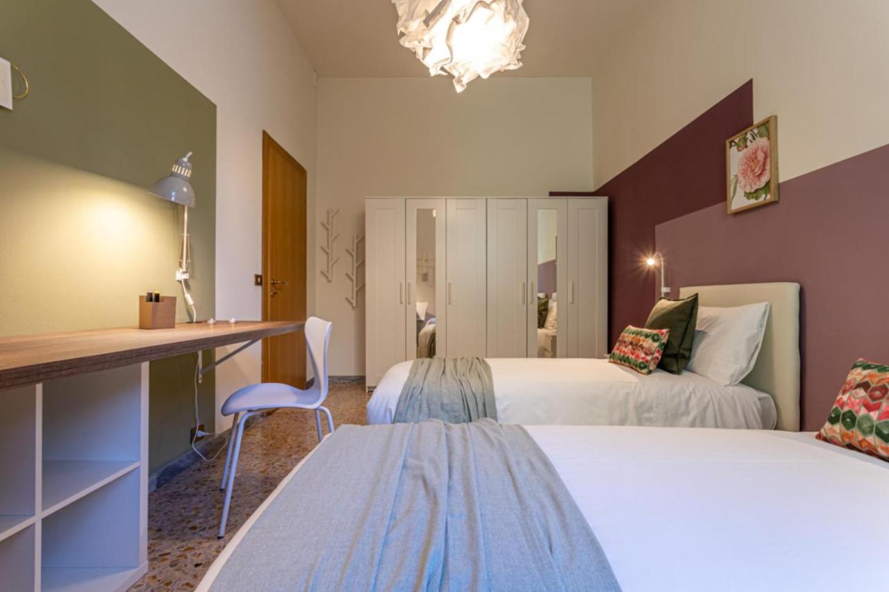 Bubbles Home A Piazza Trilussa In Trastevere Roma Exterior foto