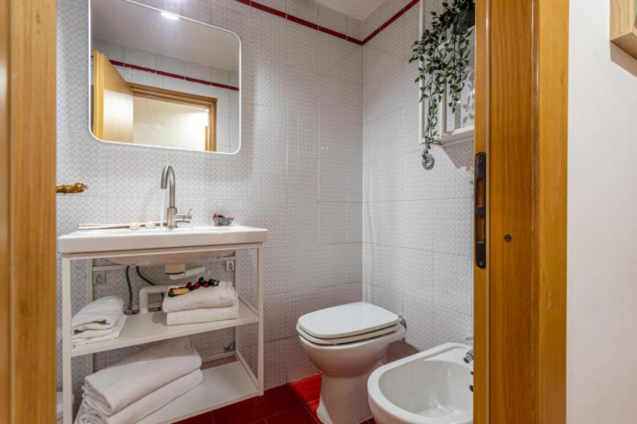 Bubbles Home A Piazza Trilussa In Trastevere Roma Exterior foto